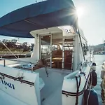 No Limit Charter Bateau Avec Parking Prive Proche Centre-ville Bateau-hôtel Rouen