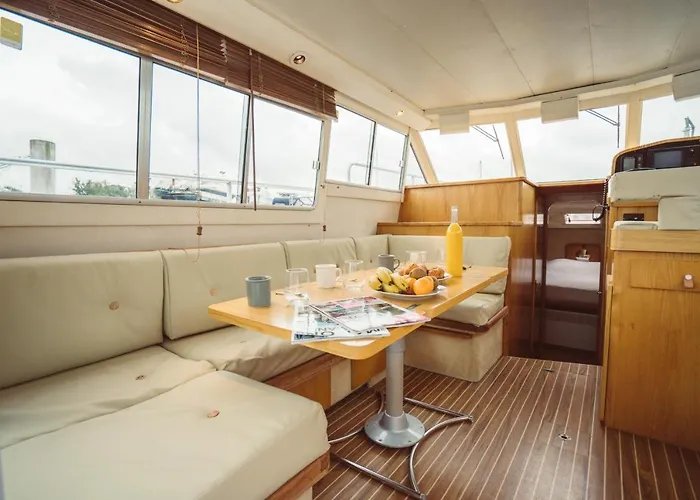 No Limit Charter Bateau Avec Parking Prive Proche Centre-ville * Ruan