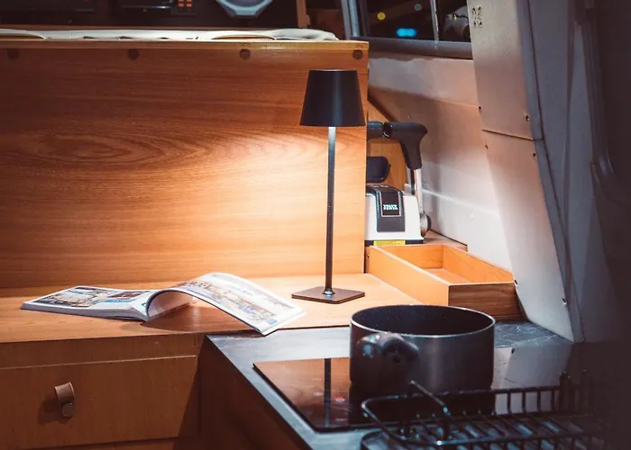 No Limit Charter Bateau Avec Parking Prive Proche Centre-ville Hotel en barco Ruan